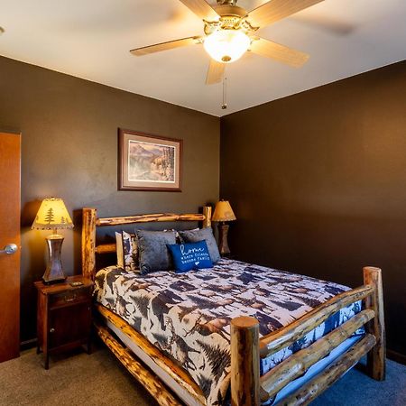 Bison Lodge - Lg Home - 2 Bedrooms - Less Than 5 Miles To Yellowstone North Entrance, Sleeps Up To 8 Гардінер Екстер'єр фото