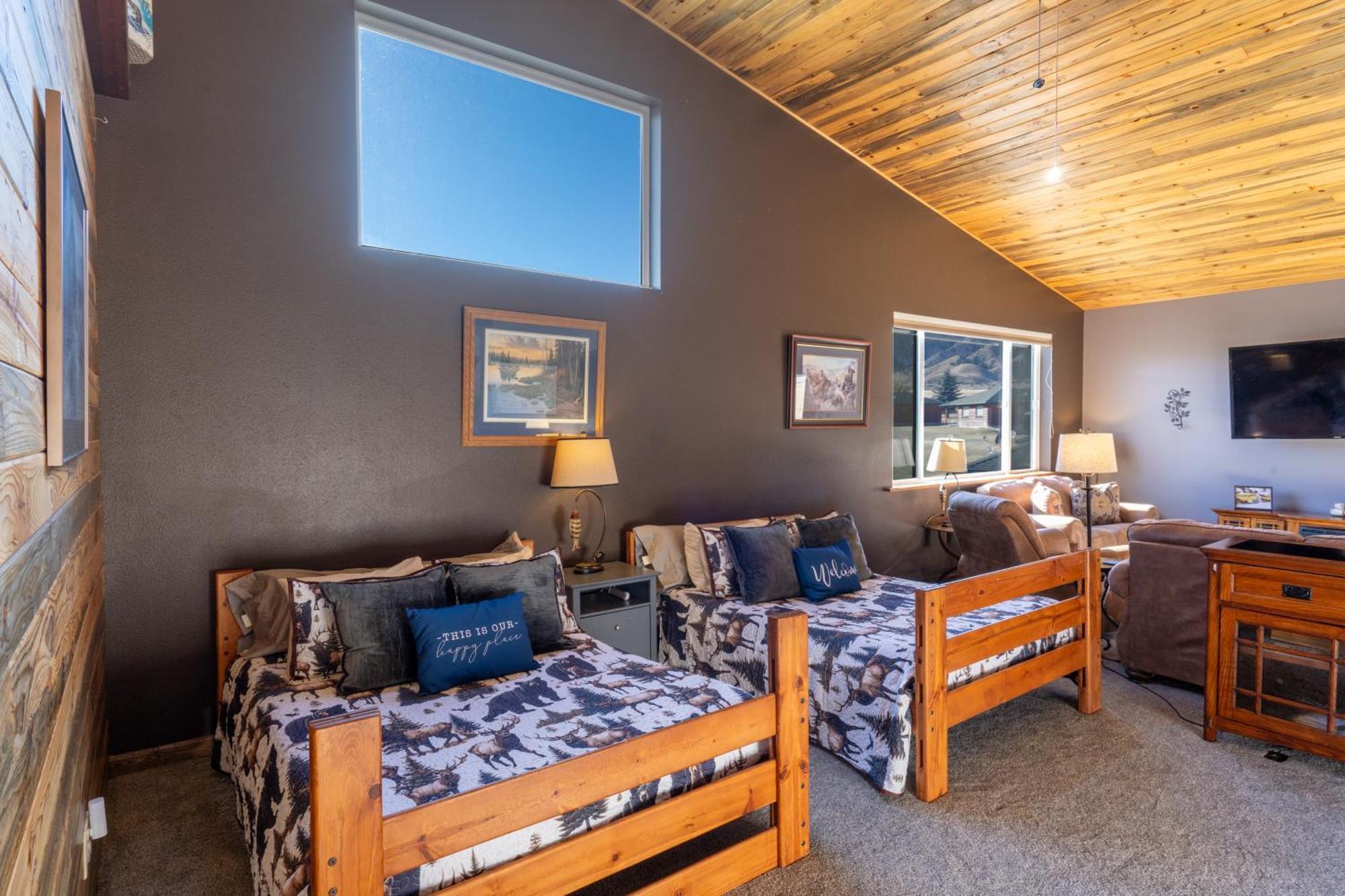 Bison Lodge - Lg Home - 2 Bedrooms - Less Than 5 Miles To Yellowstone North Entrance, Sleeps Up To 8 Гардінер Екстер'єр фото